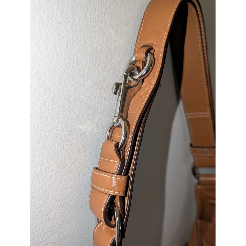 Vintage Coach Tan Leather Hobo Shoulder Bag Camel Brown A1220-F17489 Boho